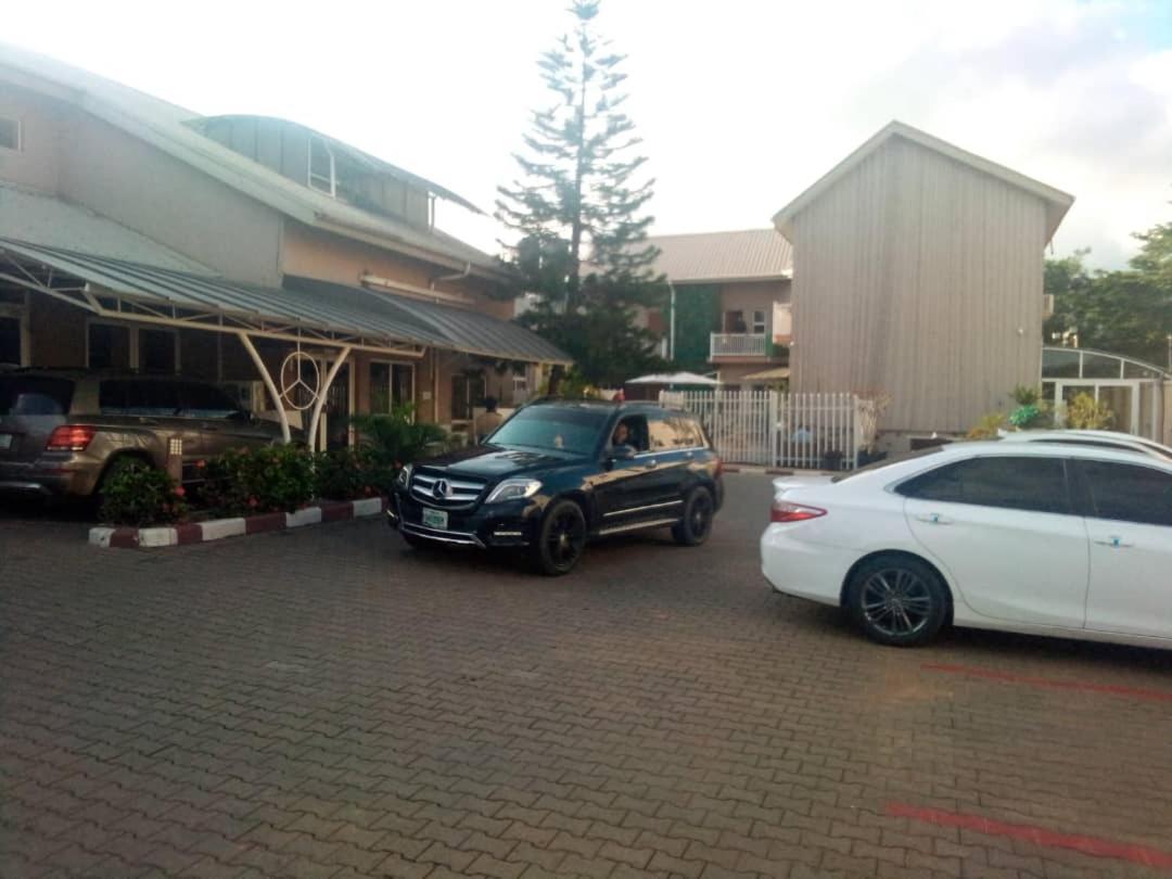 Diamond Lane Hotel Abuja Extérieur photo