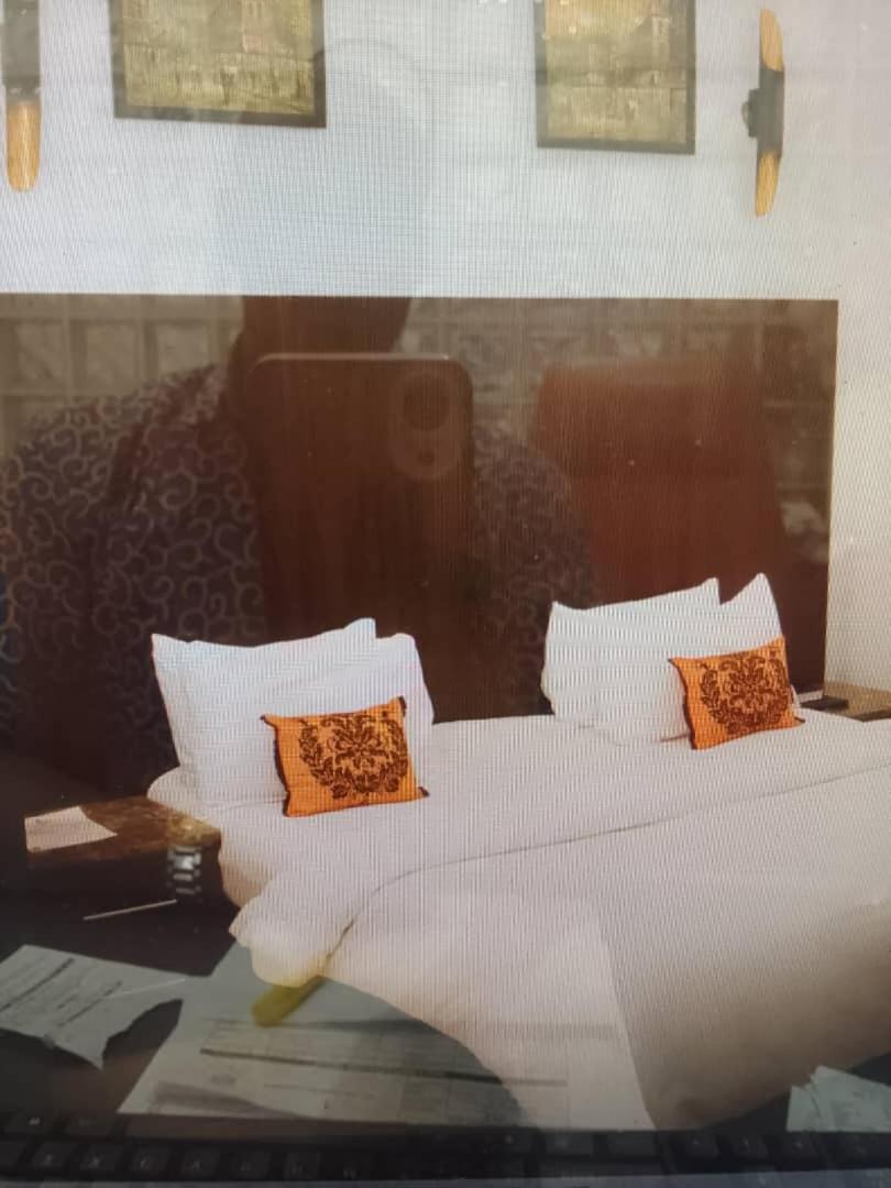 Diamond Lane Hotel Abuja Extérieur photo